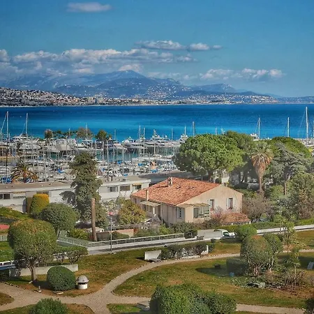 Apartment Luxe Vue A 100 Metres Des Plages Etage 8